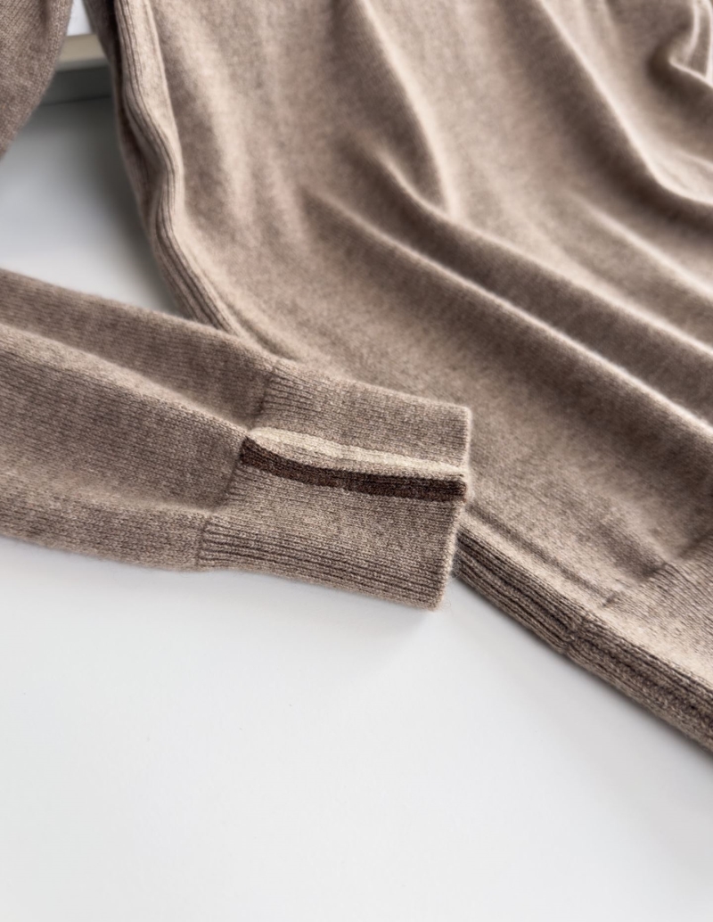 L0r0 P1ana sweater